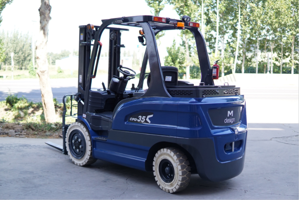 5ton Electric Forklift - Image 3