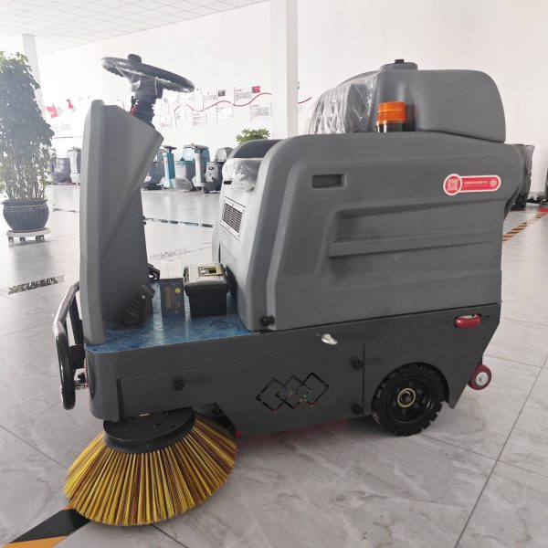 Industrial Road Sweeper - Image 5