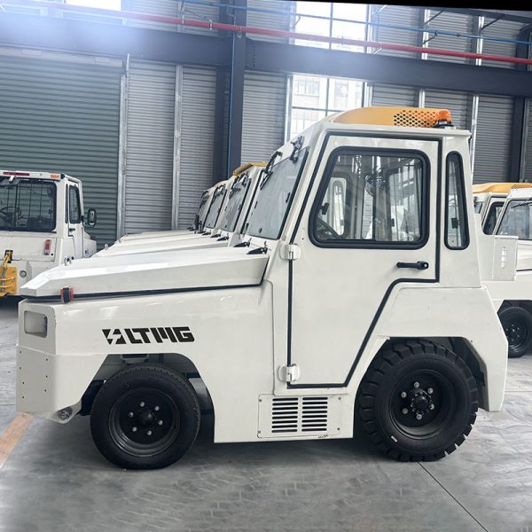 20 Ton Airport Electric Baggage Towing Tractor - Image 6